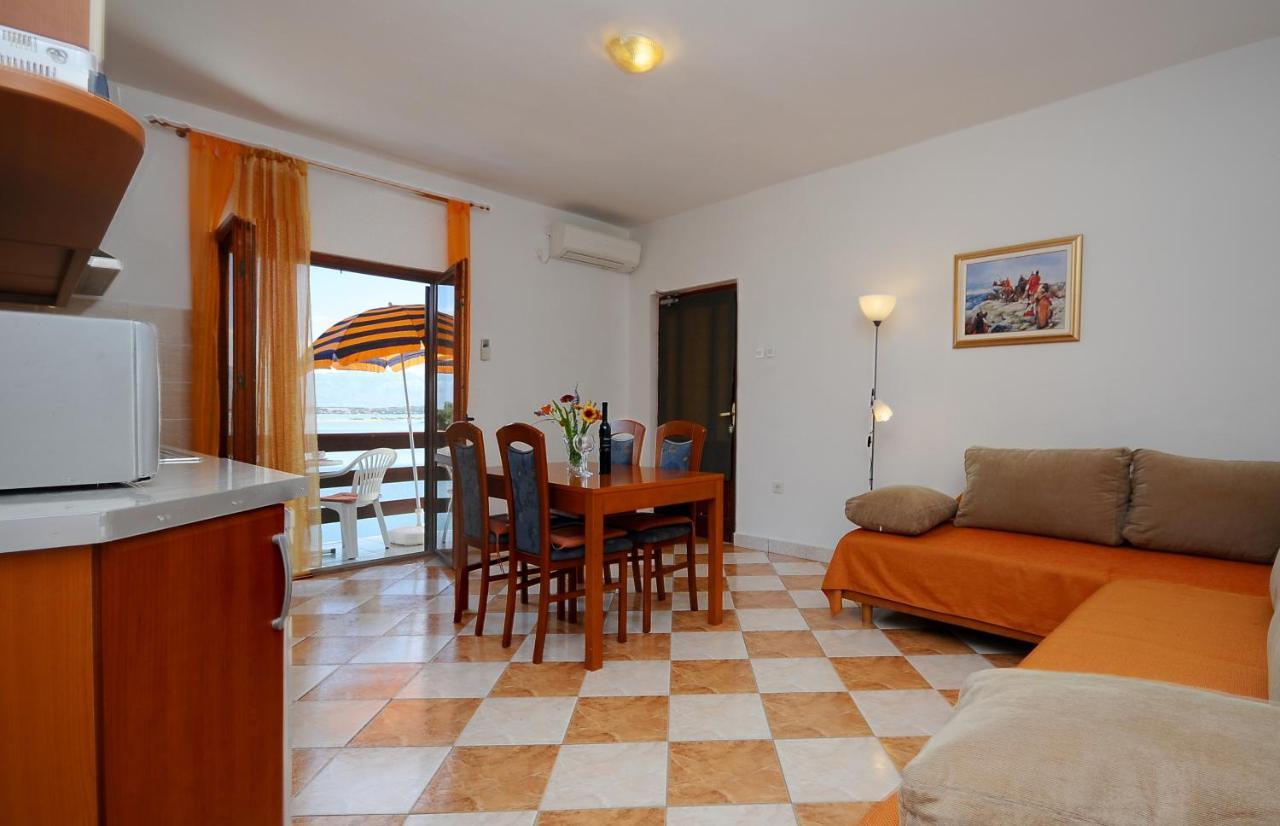 Seaside Apartments With A Swimming Pool Nin, Zadar - 6153 ภายนอก รูปภาพ